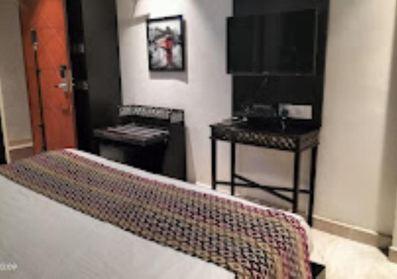 Hotel Siddharth Premiere Chandrapur Экстерьер фото