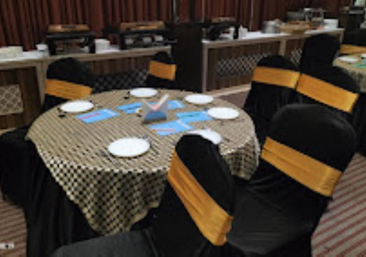 Hotel Siddharth Premiere Chandrapur Экстерьер фото