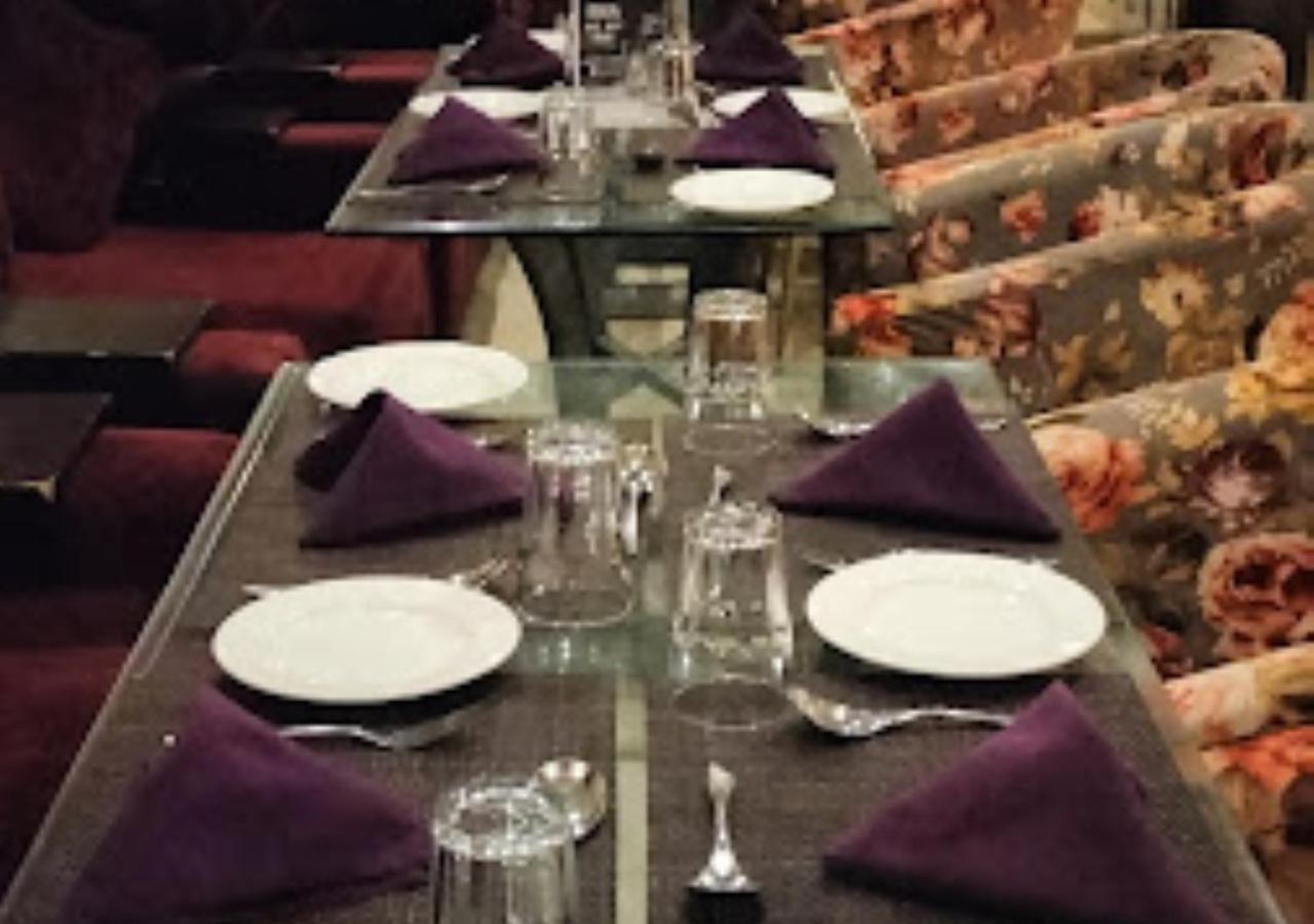 Hotel Siddharth Premiere Chandrapur Экстерьер фото
